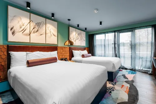 Naumi Hotel Auckland Airport - Pool
