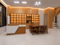 Long Summer Guesthouse