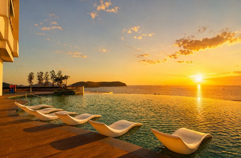Assana Seaview Suites | 1 min Doorstep to Beachfront (Pantai Cenang & Pantai Tengah), Langkawi