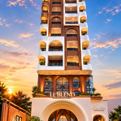 Lé Blend Residence Hotels near Bronze Poipet Flower and Tree Garden