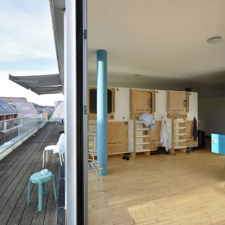 Heart of Gold Hostel & Capsules Berlin Отели рядом с достопримечательностью «Центр Леголенд Дискавери»