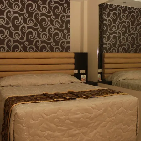 Score Birds Hotel