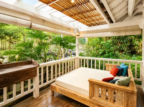 Dhamanadi Boutique Resort - balcony