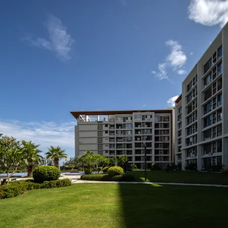 Lingshui Zhizhou Seaview Hotel (Xiangshui Bay Tourist Road, Shuikou Bridge Branch)