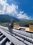 Yiju Time | Stone Retreat, Snow Mountain View (Xuesong Yuhu, Jade Dragon Snow Mountain) - วิวภูเขา