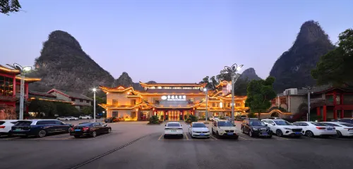 黄姚大公館（黄姚古鎮景区竜爪榕景観） - 送迎