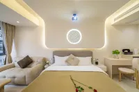 Chenjing StarLink · Smart Home River View Homestay (Jiefangbei Area/Hong Ya Dong) - con vista montagne