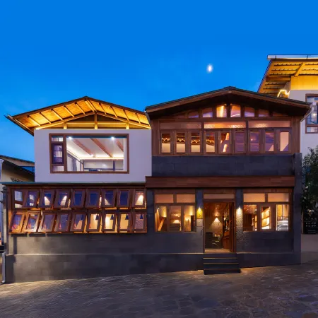 Shangri-La Jiangyue Beiting Oxygen Supply Homestay Dukezong Ancient City Dafo Temple Sutra Tube Shop Отели рядом с Аэропорт Дикинг