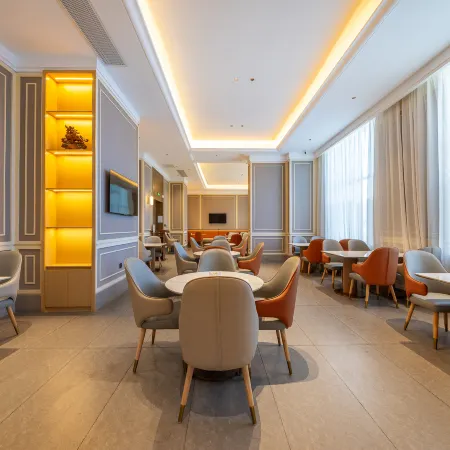 Yizhi Hotel (Tianshui South Railway Station Shengda Plaza Branch)