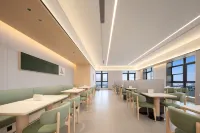 JI Hotel Jiujiang Xunyang Tower - parking