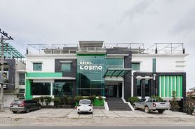 Urbanview Hotel Cosmo Jambi