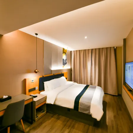 Homeinn Selected Hotel (Longkou Huang County Avenue Zhenhua Commercial Building)