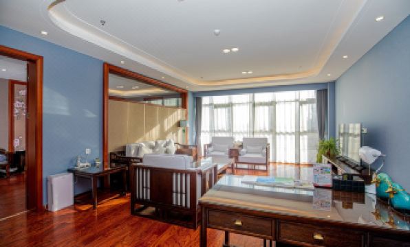 Yunmeng Resort Hotel