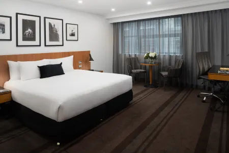 Rydges World Square, an EVT hotel