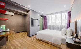 Hilongton Hotel (Shenzhen Traditional Medicine Hospital Guangmingcheng Rail Station Branch)
