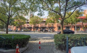 Yayong Business Hotel