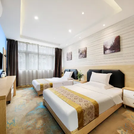 Zhigang Hotel (Daping Metro Station Branch) Отели рядом с достопримечательностью «Станция метро Daping»