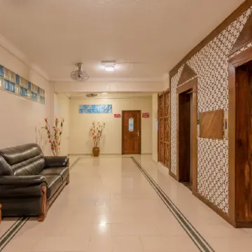 Hotel Raha Tower