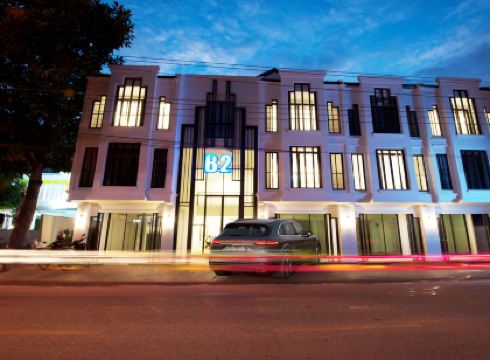 โรงแรมบีทู ริเวอร์ไซด์ พรีเมียร์