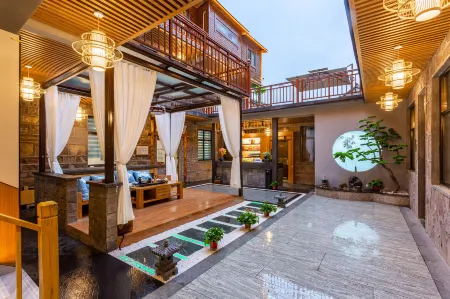 Shuimofang Guesthouse Отели рядом с достопримечательностью «Nanping Town»