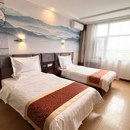 Yuanping Jiujiu Preferred Hotel