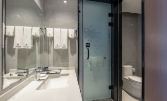 Jinming Rezen Select Hotel (Qinhuangdao)