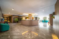 Zhenning Lingyue Grand Hotel Hotels in Zhenning Buyei and Miao Autonomous County