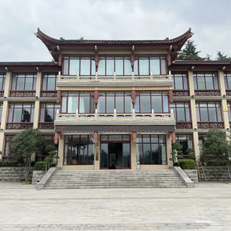 Caihe Hot Spring Hotel