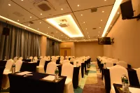Holiday Inn Express DALI XIAGUAN by IHG - Business