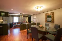 Chiangmai Grandview Hotel & Convention Center Hotels near Samee Steak House