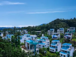 Moganshan High Mountain Forest Adventure Park · Xuan Yong Shilily Hotel