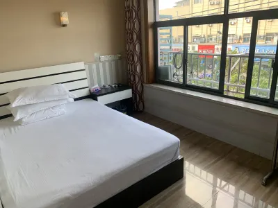 Shanghai Hongming Hotel Hotel berhampiran Jiuqingpu Town