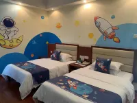 Caoxi Hot Spring Holiday Resort