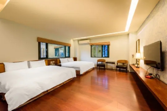 Xiang Ting Hotels near Guanyin Waterfall