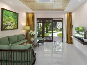 Palm Garden Beach Resort & Spa