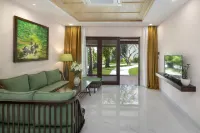 Palm Garden Beach Resort & Spa Hotels in Cam An