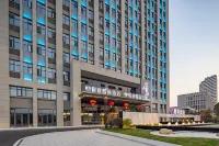 Junding Zhishang Hotel(Yichang East Railway Station Sanxia Logistics Park Store)