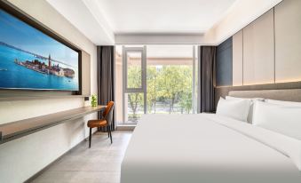 Lanshe Hotel (Xihu Huanglong Sports Centre)