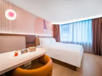 Orange Hotel (Guangzhou  Beijing Road Pedestrian Street Yuexiu Park) Hotels near Yuexiushan Stadium