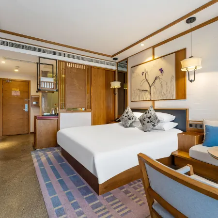 Floral Hotel·Longquan Hongdoulin Hotel (Longquan City Branch)