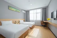 Grand Voyage Hotel