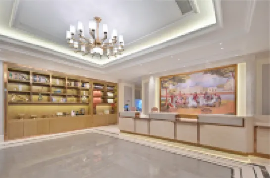 維也納酒店（濮陽台前建德商業步行街店） 台前酒店