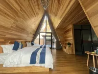 Jiuhe Yunshan Quanju Hot Spring Wooden House B&B