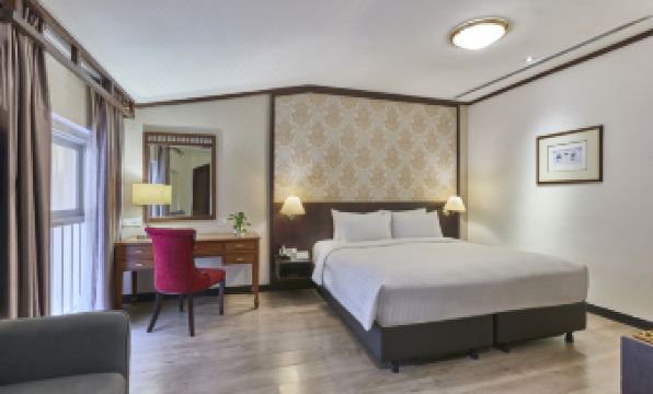 Village Hotel Albert Court by Far East Hospitality