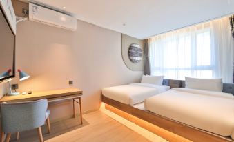 Homeinn Hotel (Changchun Quan'an Square Airport Bus Station)