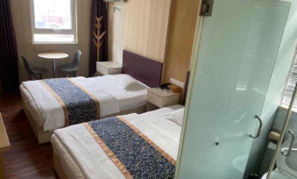 Jingjiang Zhuoya Hotel