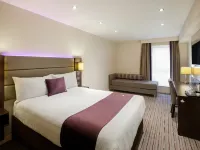 Premier Inn London Kingston Upon Thames Hotels near Hampton Wick