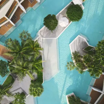 Wyndham Grand Nai Harn Beach Phuket Отели рядом с достопримечательностью «Смотровая площадка Ката-Карон»