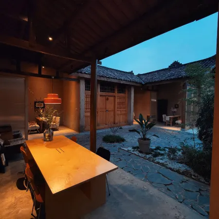 Tie Lu Xiao Yuan B&B
