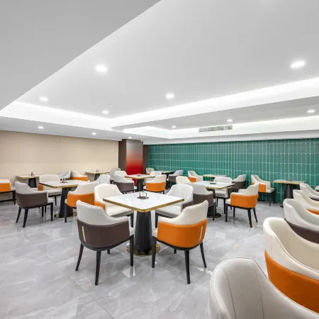 Starway Hotel (Tianjin Gulou Joy City) Отели рядом с достопримечательностью «Станция метро Gulou»